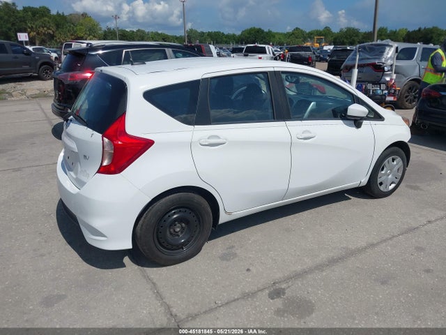 Nissan Versa Sv