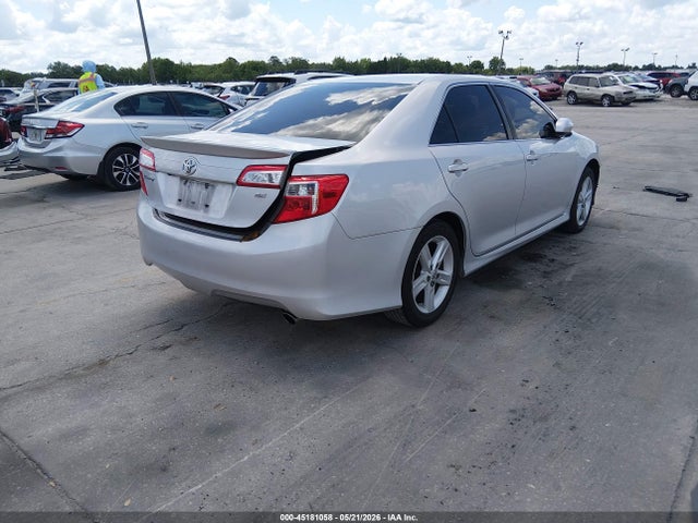 Toyota Camry Se
