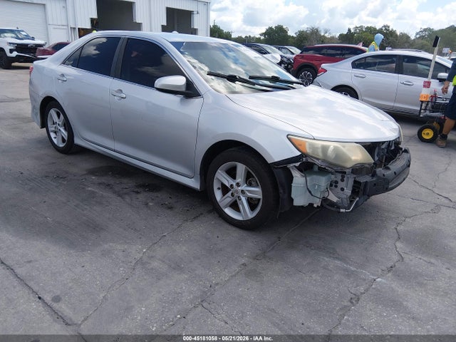 Salvage Toyota Camry Image