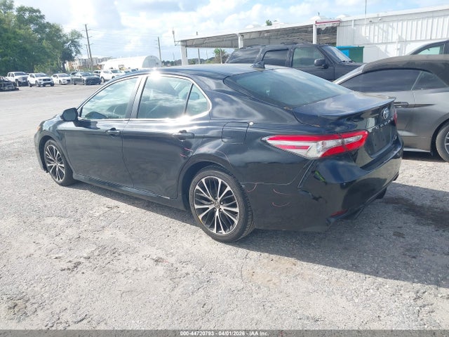 Toyota Camry Se