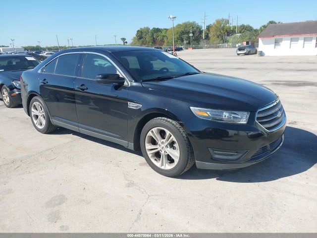 Salvage Ford Taurus Image