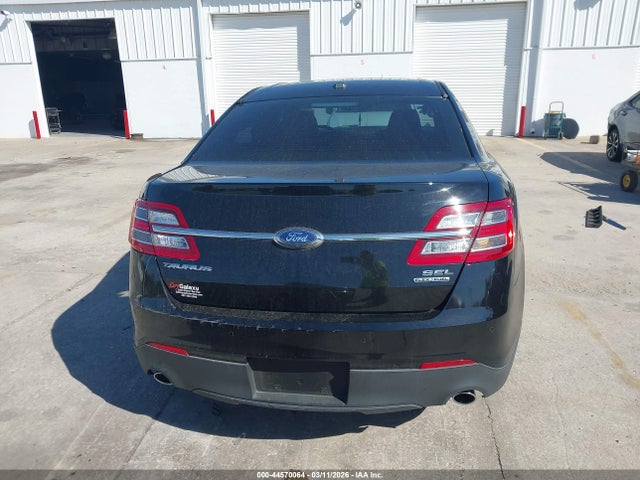 Ford Taurus Sel