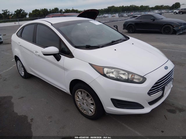 Salvage Ford Fiesta Image