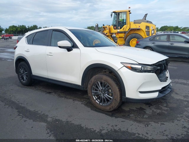Salvage Mazda Cx Image