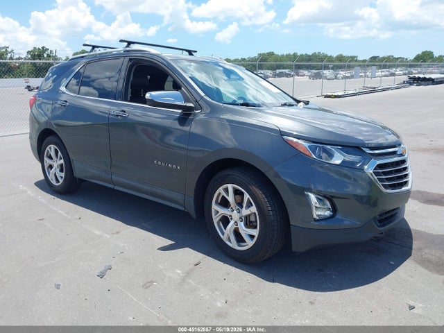 Salvage Chevrolet Equinox Image