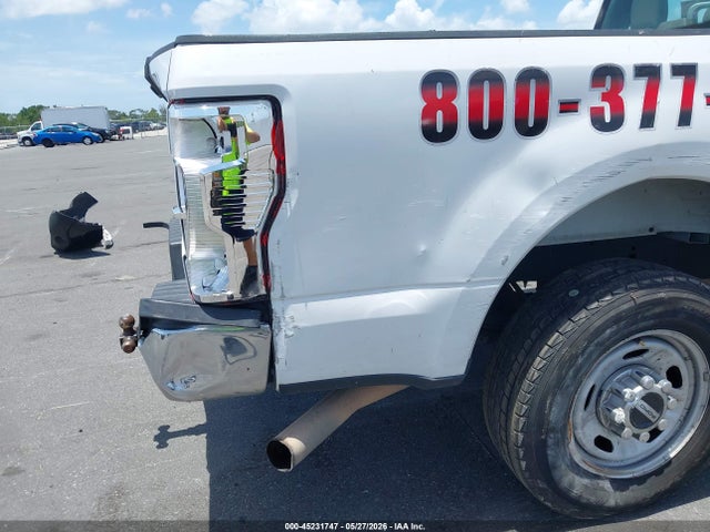 Ford F-250 Xl