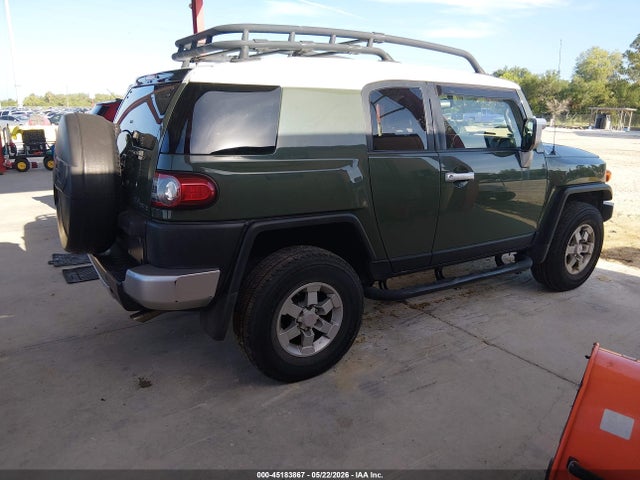 Toyota FJ Cruiser