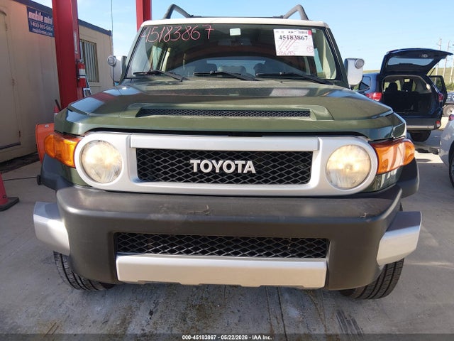 Toyota FJ Cruiser