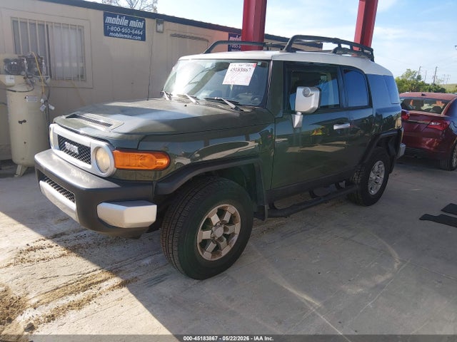 Toyota FJ Cruiser