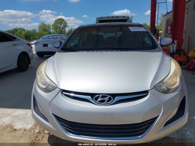 Hyundai ELANTRA Se