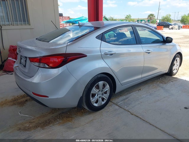 Hyundai ELANTRA Se