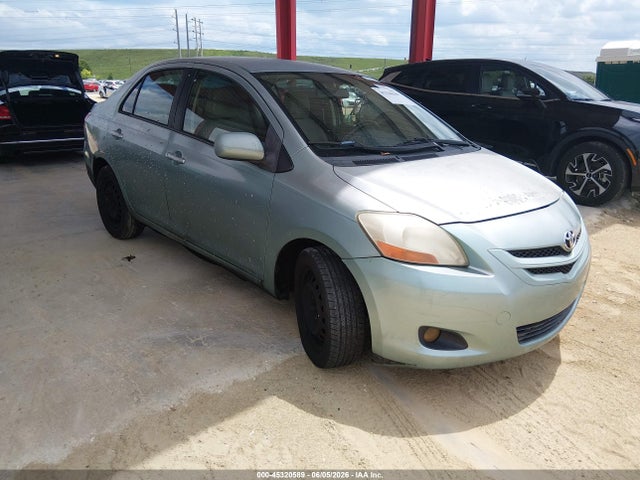Salvage Toyota Yaris Image