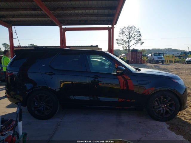 Land Rover Discovery P300 S R-dynamic