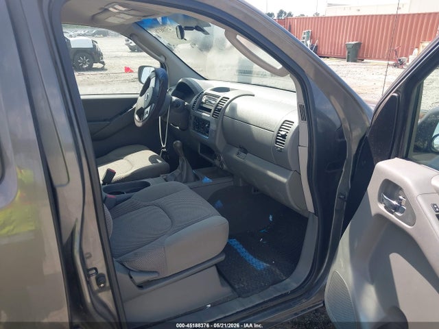 Nissan Frontier Se