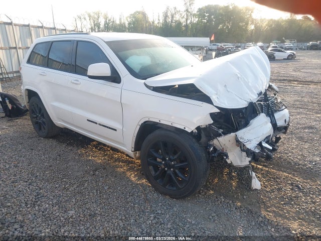 Salvage Jeep Grand Cherokee Image