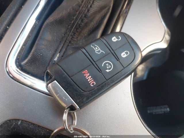 Jeep Grand Cherokee Altitude 4x2