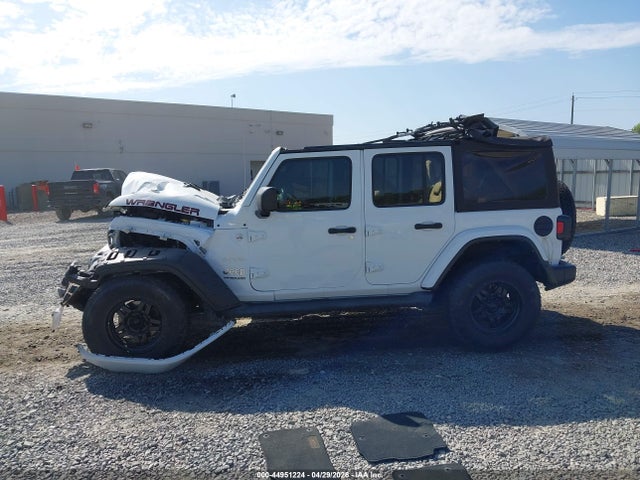 Jeep Wrangler Sahara 4x4