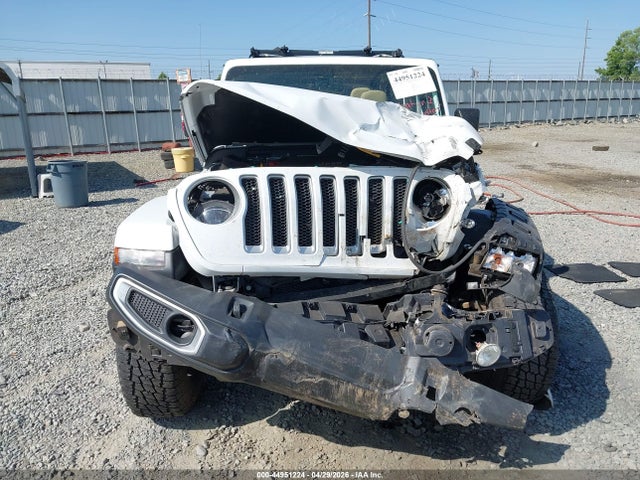 Jeep Wrangler Sahara 4x4