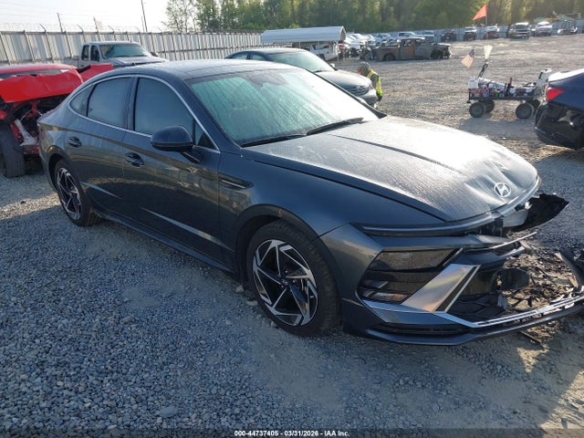 Salvage Hyundai SONATA Image