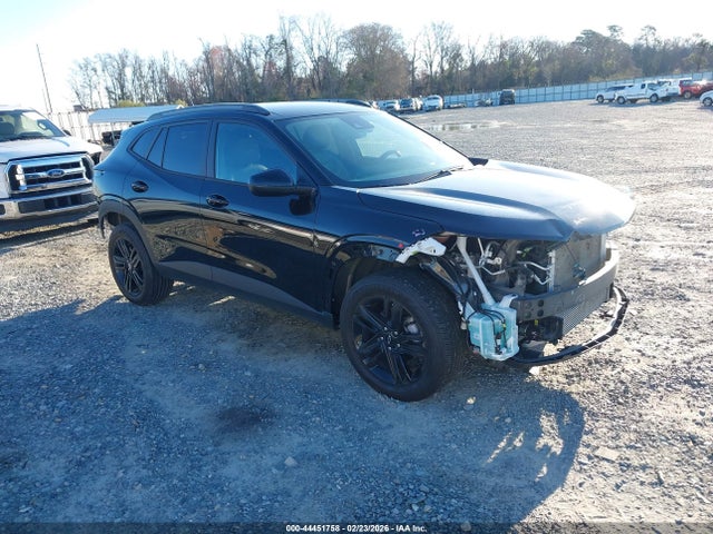 Salvage Chevrolet Trax Image