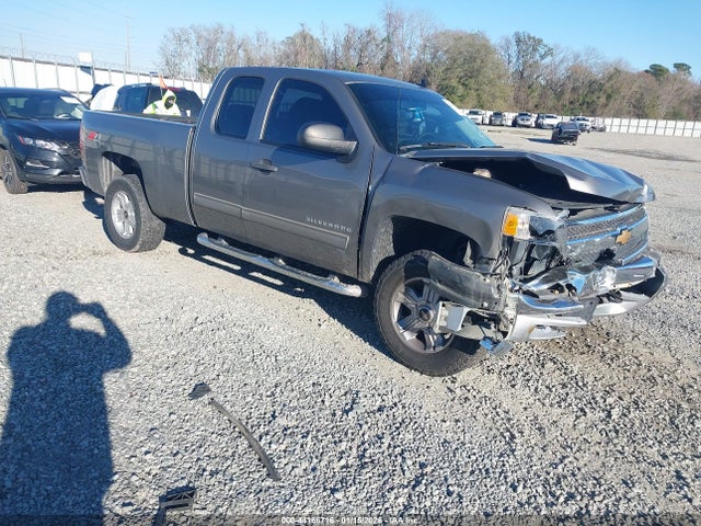 Salvage Chevrolet Silverado 1500 Image