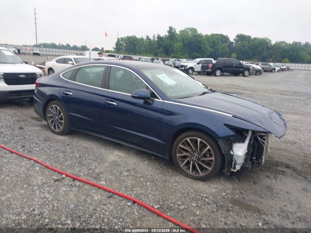 Salvage Hyundai SONATA Image