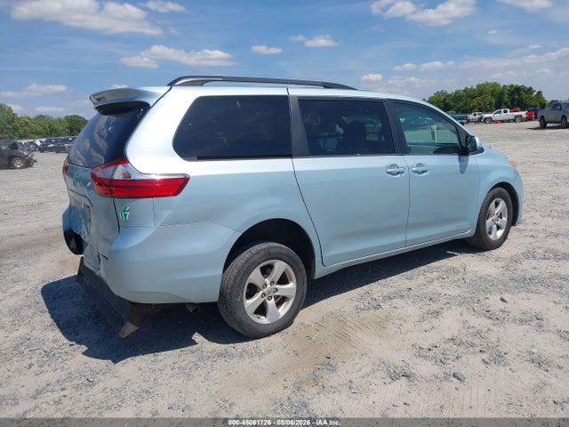 Toyota Sienna Le 8 Passenger