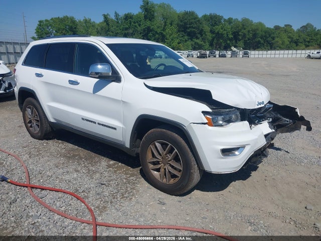 Salvage Jeep Grand Cherokee Image