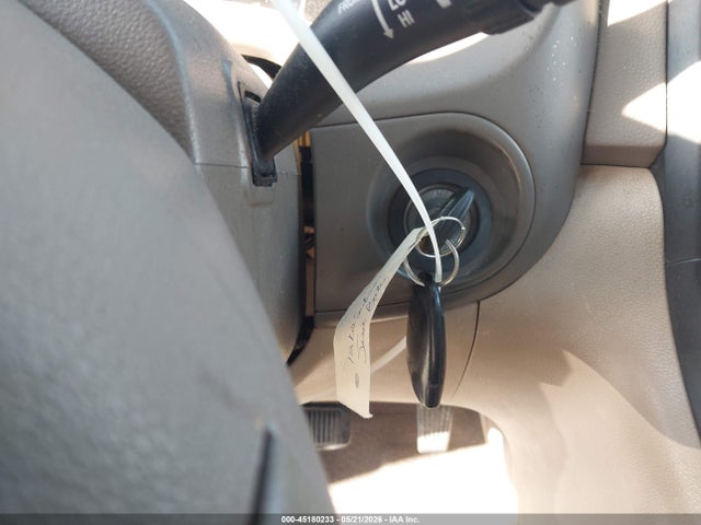 Kia Sedona Lx