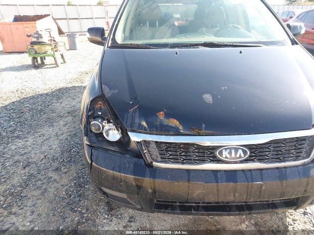 Kia Sedona Lx