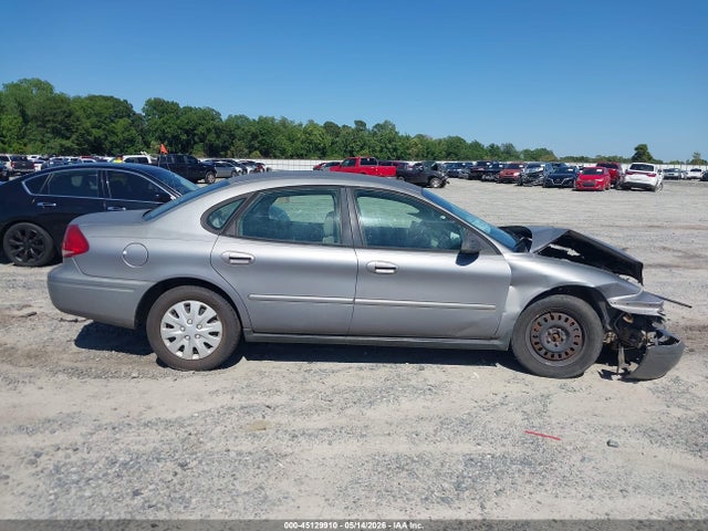Ford Taurus Se