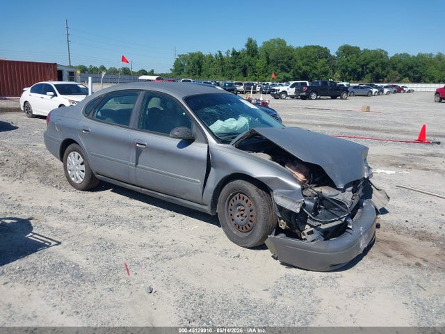 Ford Taurus Se