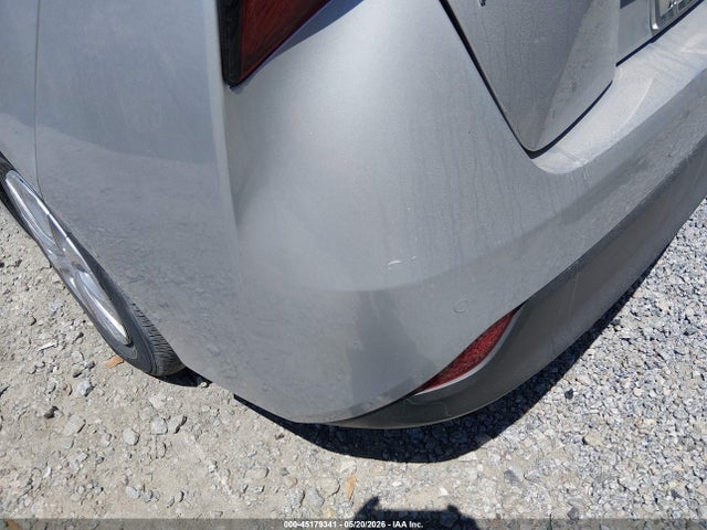 Toyota Prius Le