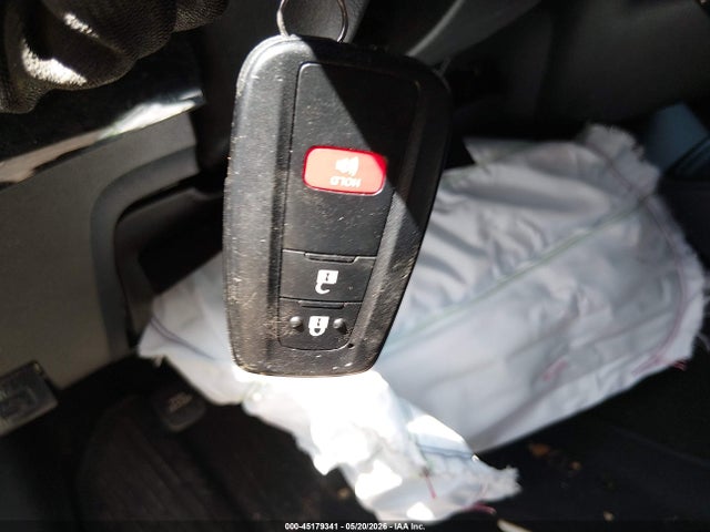 Toyota Prius Le