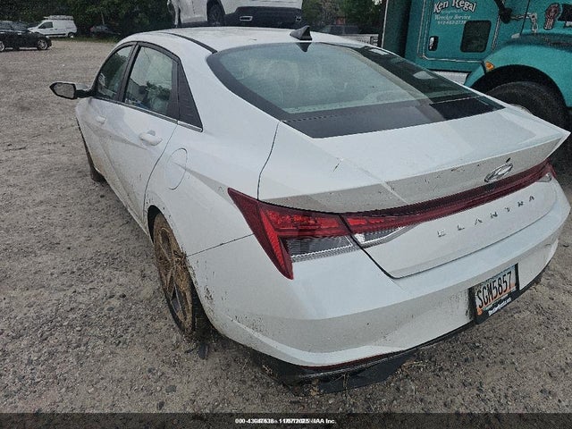 Hyundai ELANTRA Sel