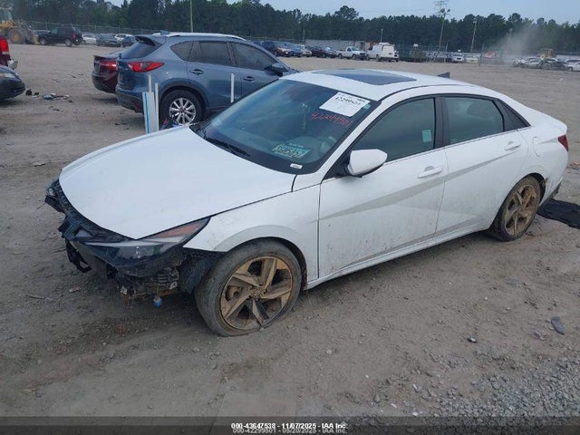 Hyundai ELANTRA Sel