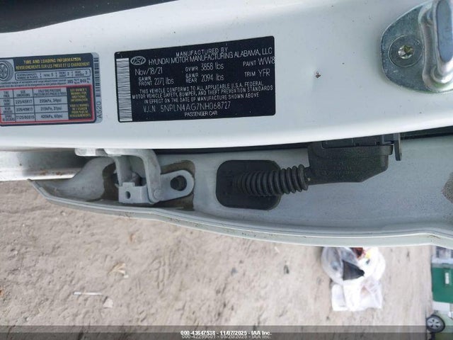 Hyundai ELANTRA Sel