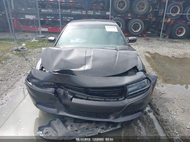 Dodge Charger Se