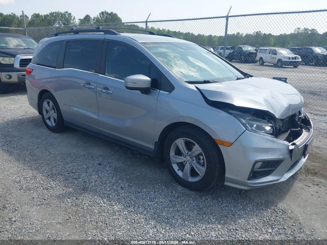 Salvage Honda Odyssey Image
