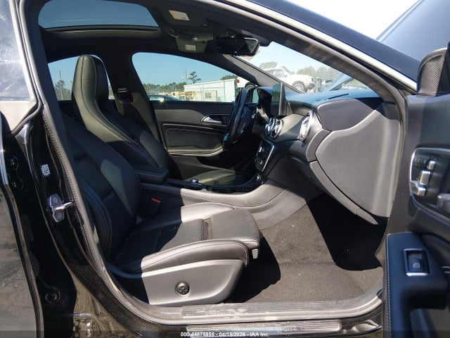 Mercedes-Benz Cla-class 4matic
