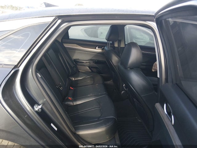Kia K5 Ex
