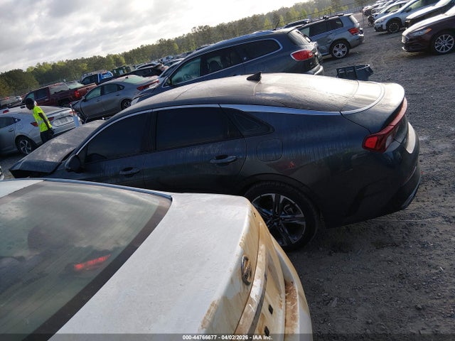 Kia K5 Ex