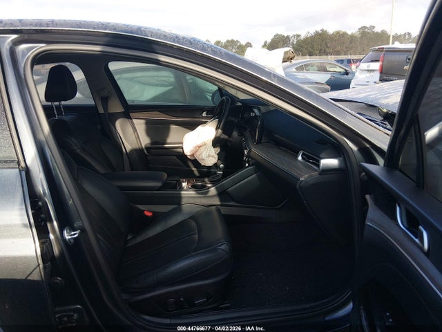 Kia K5 Ex