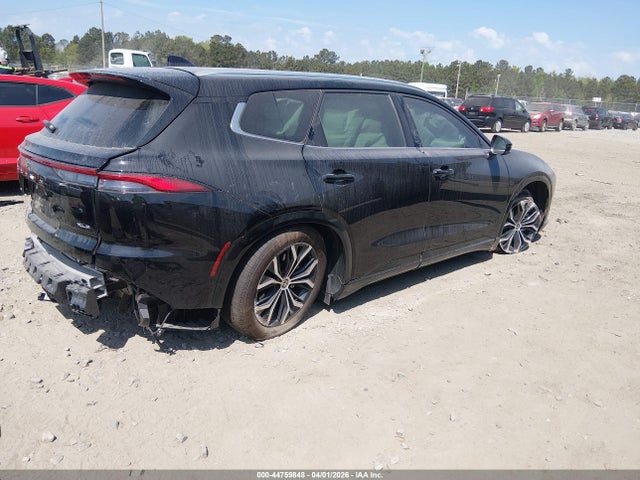 Toyota Crown Signia Xle