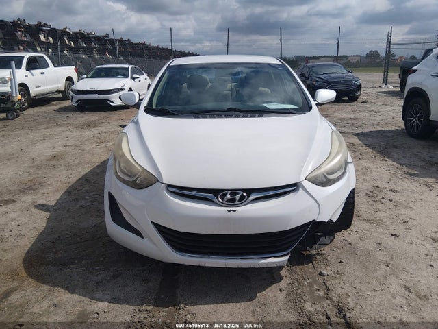 Hyundai ELANTRA Se