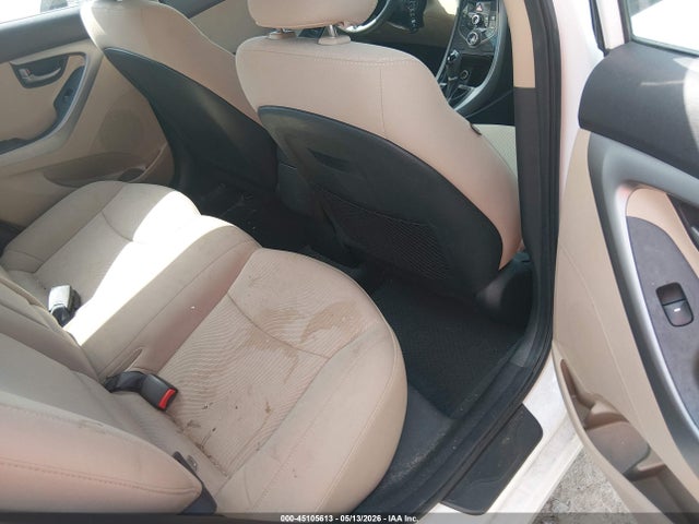 Hyundai ELANTRA Se