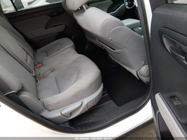 Toyota Highlander Le