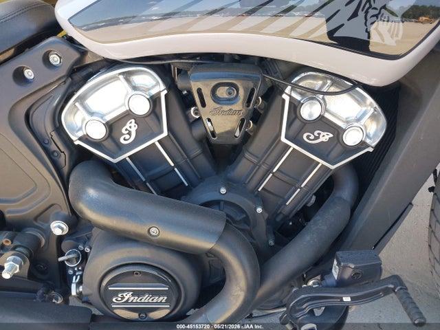 Indian Motorcycle Co. Scout Bobber Twenty Abs