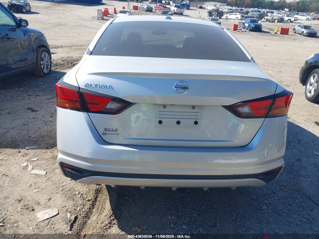 Nissan Altima S Fwd