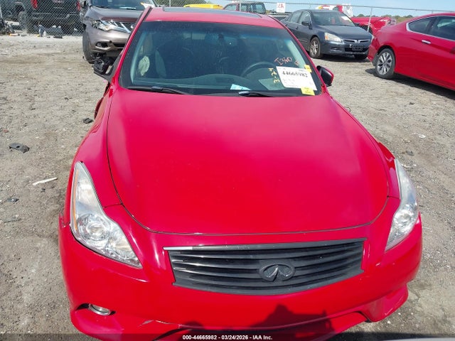 INFINITI G37 Sport